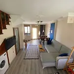شقة Deniz Manzarali Muestakil Ev Aybalik *