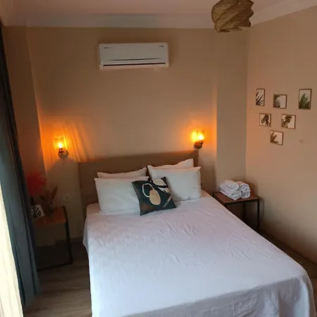 Deniz Manzarali Muestakil Ev Aybalik