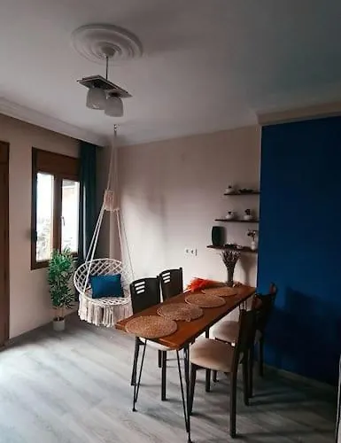 Deniz Manzarali Muestakil Ev Aybalik Ayvalı