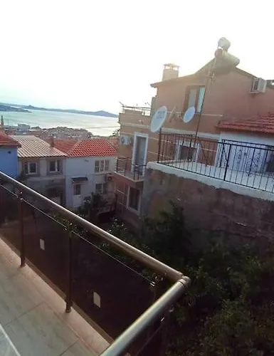 Deniz Manzaralı Müstakil Ev Aybalik * Ayvalı